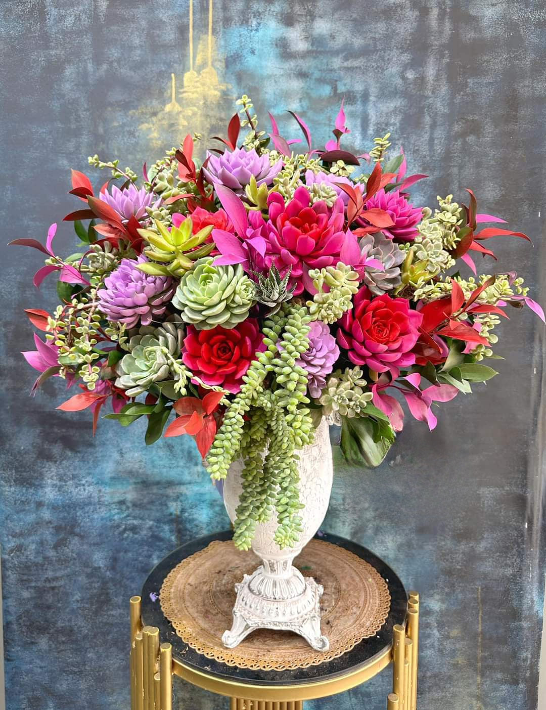 succulent and floral centerpiece Unique Succulent Arrangements Luxurious Decorative Flower Vase – Queen City Arrangements