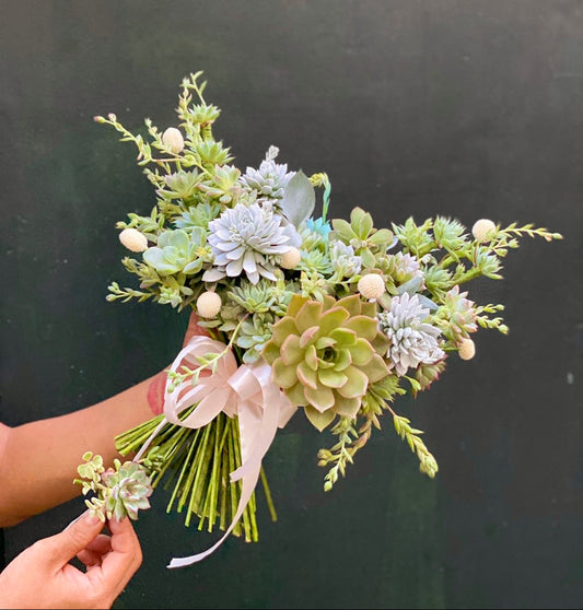 Why Choose a Succulent Bridal Bouquet?