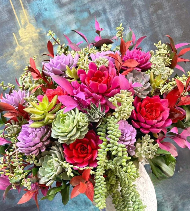 luxury succulents Unique Succulent Arrangements Luxurious Decorative Flower Vase – Queen City Arrangements