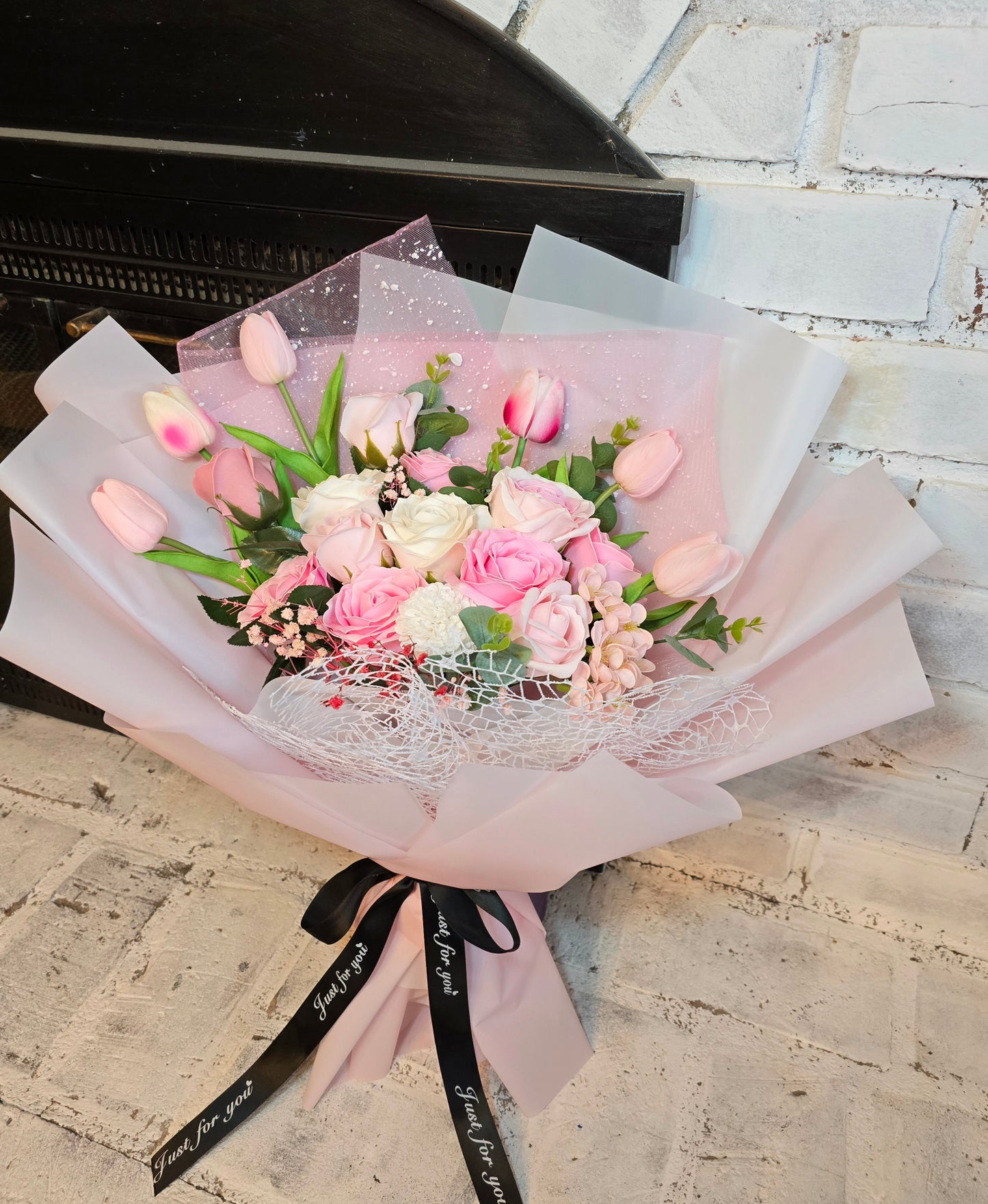 Pink Roses Bouquet