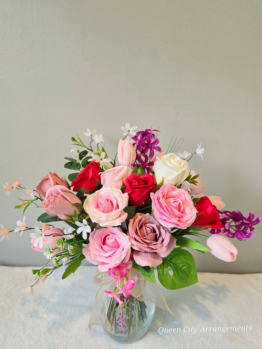 Rose Pink flowers in vase