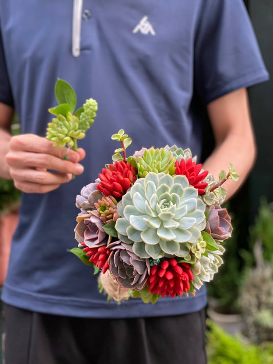 Succulent Bouquet Diy