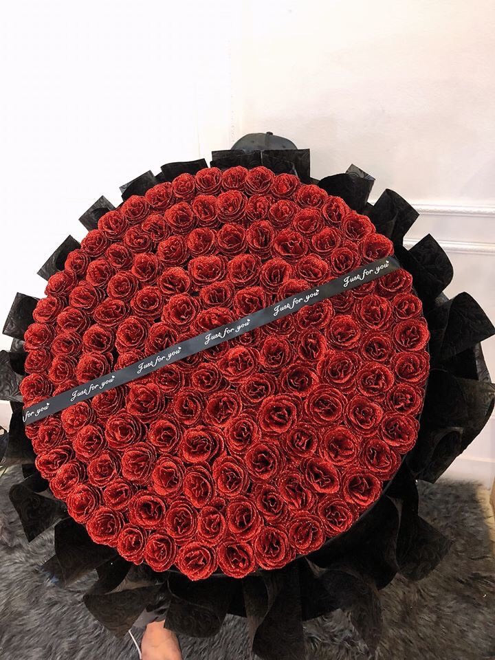 100 Roses Bouquet